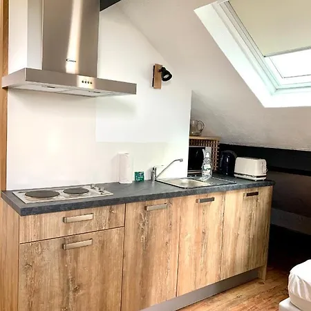 Studio De Charme Climatisé - Busca Appartement *